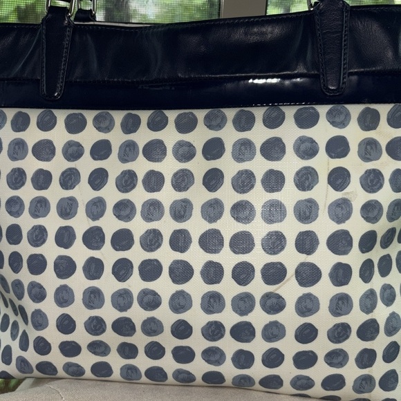 COACH 29432 Daisy Dot Print Tote Bag White Navy Patent Leather Trim - Picture 3 of 15